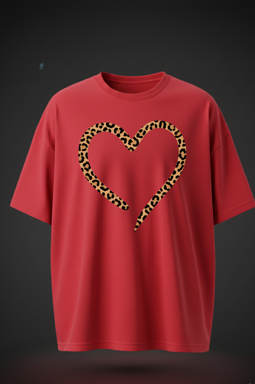 Oversized Heart Print T-Shirt – Unisex Casual Streetwear